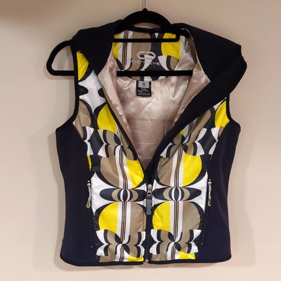 Obermeyer Jackets & Blazers - Obermeyer Ladies vest, size 6